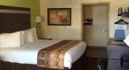 Muskogee Inn And Suites Kültér fotó